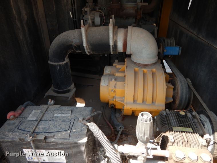 image for item DJ1045 2012 Vermeer LP855DT vacuum excavator