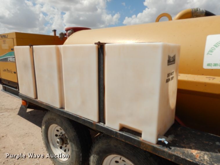 image for item DJ1045 2012 Vermeer LP855DT vacuum excavator