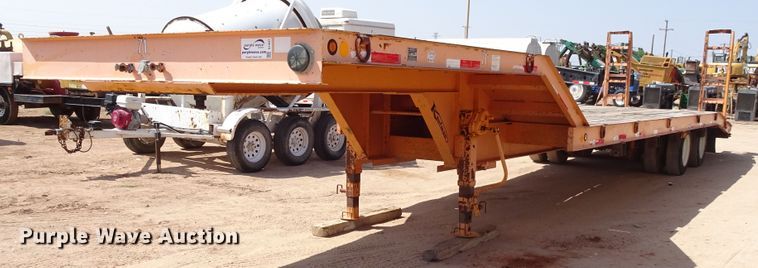 image for item DJ1047 2006 Kaufman drop deck equipment trailer