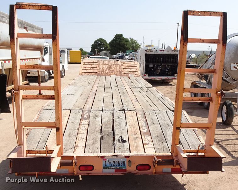 image for item DJ1047 2006 Kaufman drop deck equipment trailer