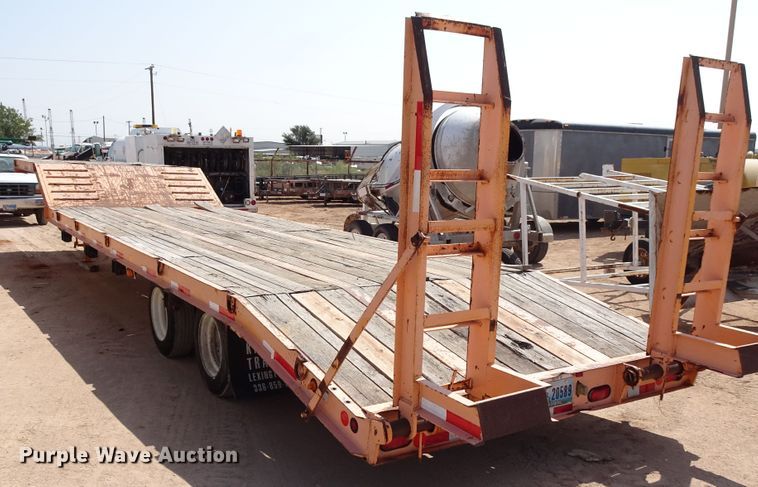image for item DJ1047 2006 Kaufman drop deck equipment trailer