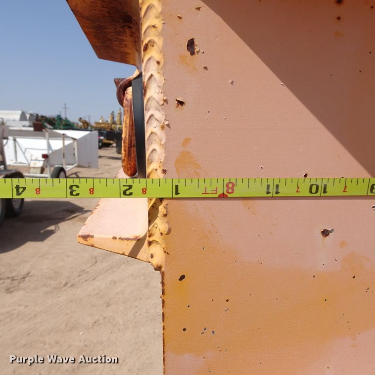 image for item DJ1047 2006 Kaufman drop deck equipment trailer