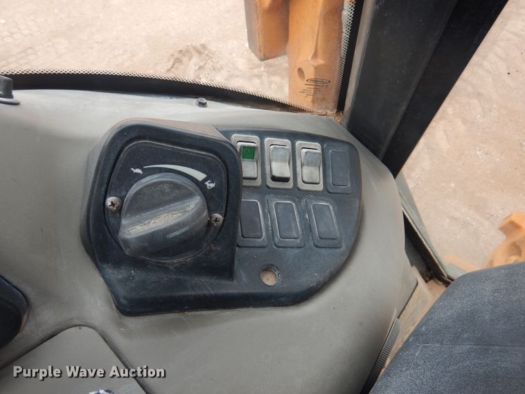 image for item DJ1060 2010 Case 580 Super M  backhoe