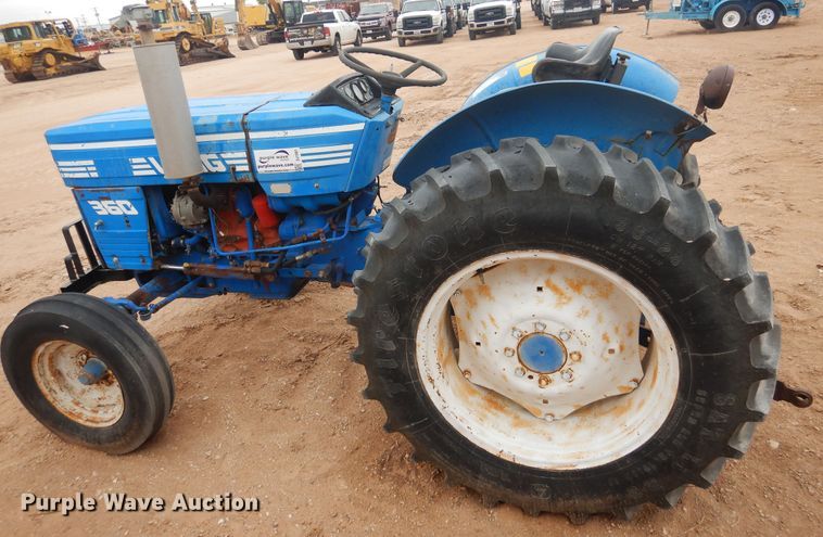 image for item DJ1061 Long 1563  tractor