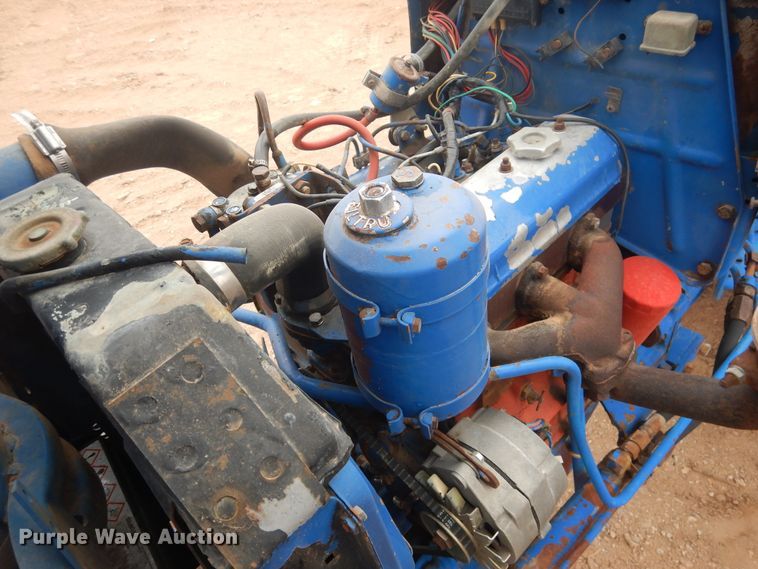 image for item DJ1061 Long 1563  tractor