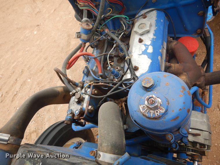 image for item DJ1061 Long 1563  tractor