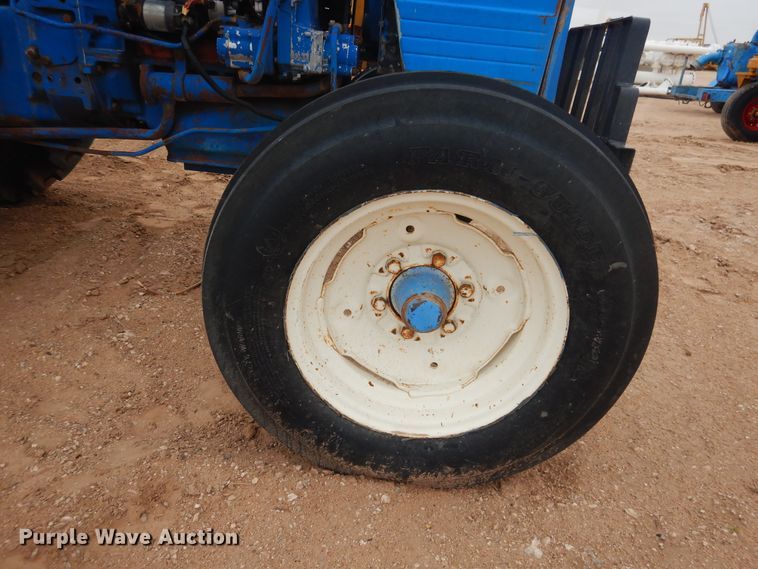 image for item DJ1061 Long 1563  tractor