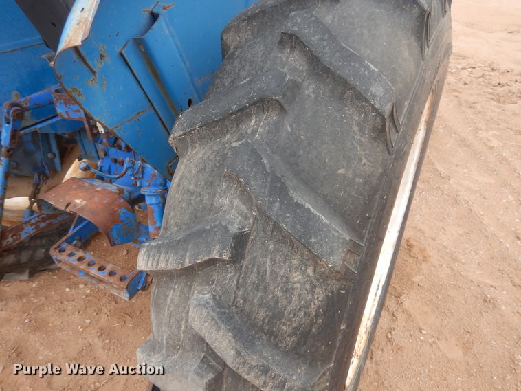 image for item DJ1061 Long 1563  tractor