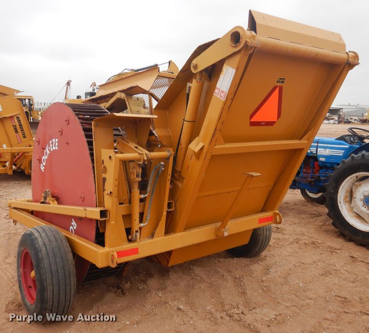 image for item DJ1062 HayBuster 3106 rock picker