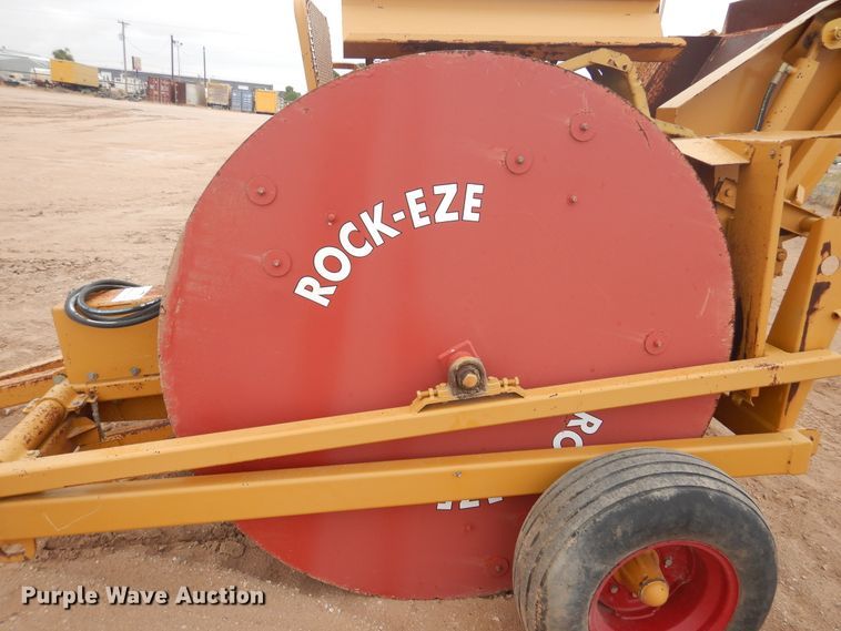 image for item DJ1062 HayBuster 3106 rock picker