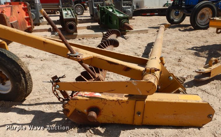 image for item DJ1062 HayBuster 3106 rock picker