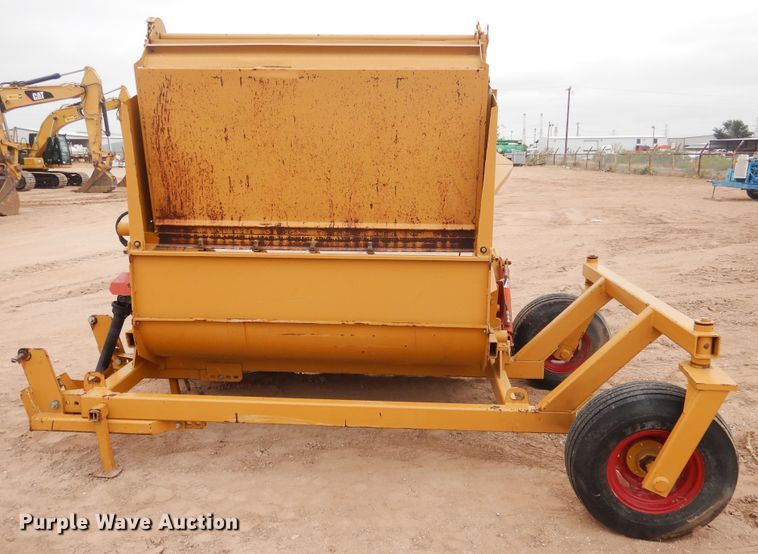 image for item DJ1063 HayBuster 2100 bale processor