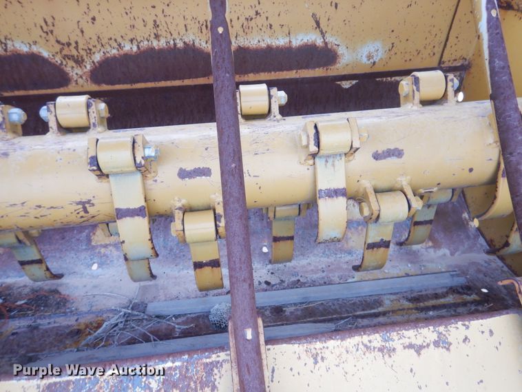 image for item DJ1063 HayBuster 2100 bale processor