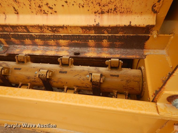 image for item DJ1063 HayBuster 2100 bale processor