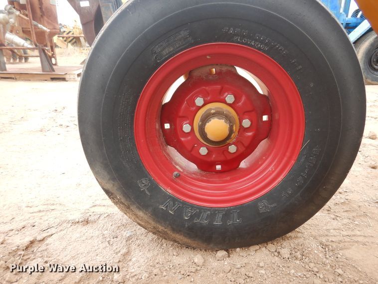 image for item DJ1063 HayBuster 2100 bale processor