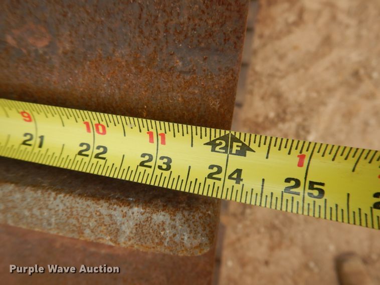 image for item DJ1065 2004 Caterpillar D6R XL Series II  dozer