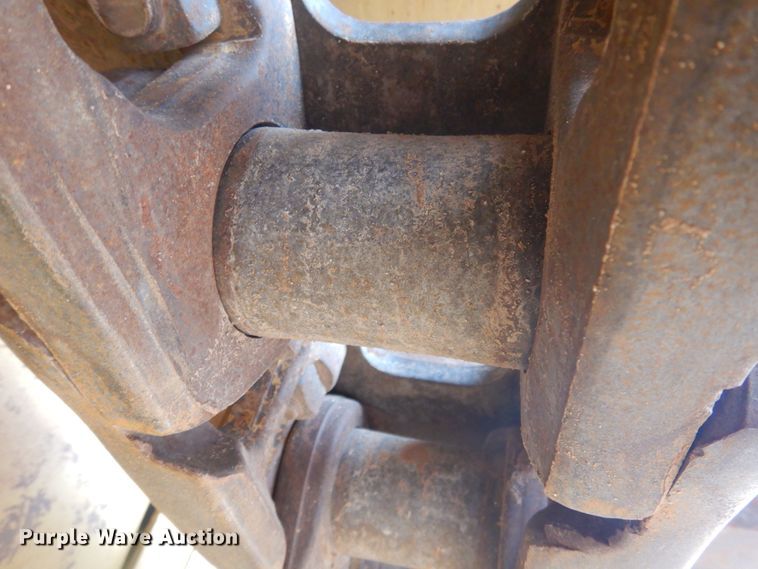 image for item DJ1065 2004 Caterpillar D6R XL Series II  dozer