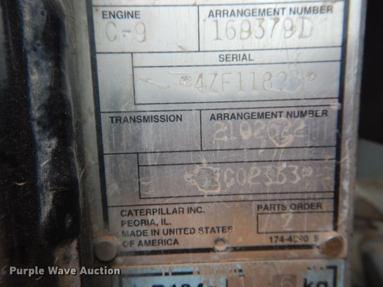 image for item DJ1065 2004 Caterpillar D6R XL Series II  dozer