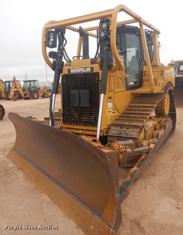 image for item DJ1066 2012 Caterpillar D6T XL  dozer
