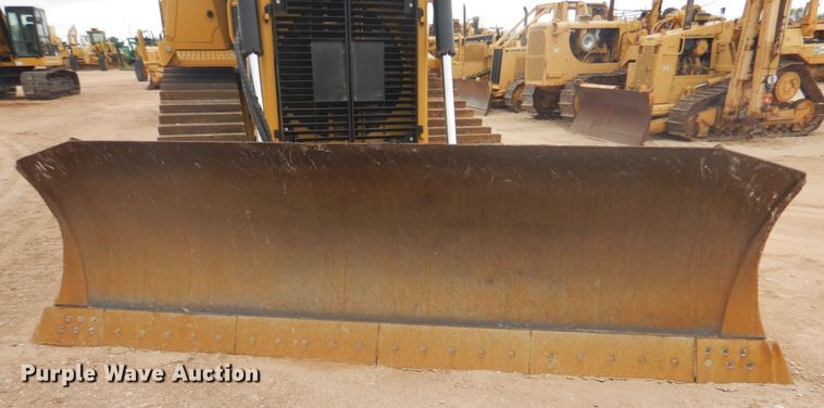 image for item DJ1066 2012 Caterpillar D6T XL  dozer