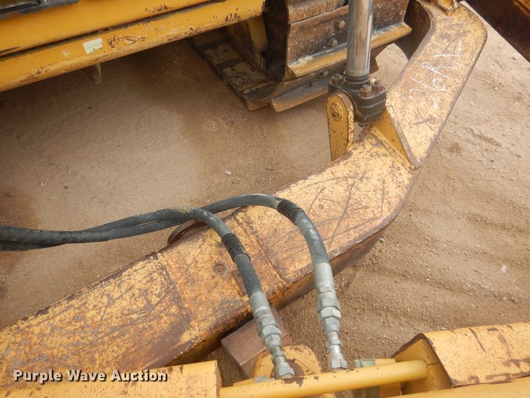 image for item DJ1066 2012 Caterpillar D6T XL  dozer