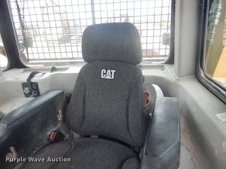 image for item DJ1066 2012 Caterpillar D6T XL  dozer