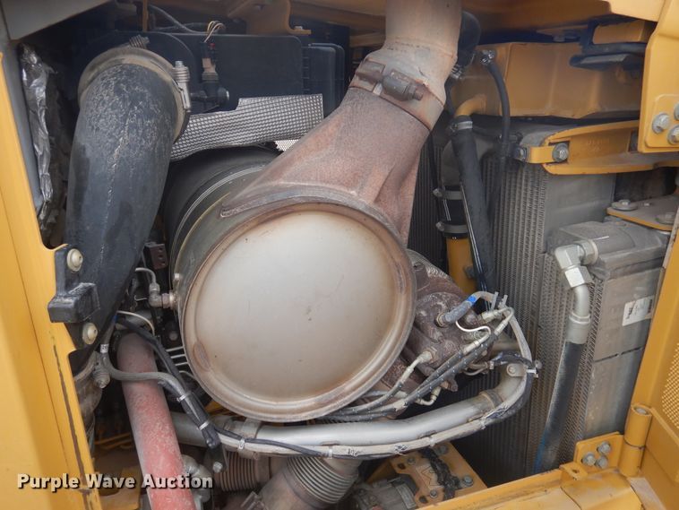 image for item DJ1066 2012 Caterpillar D6T XL  dozer