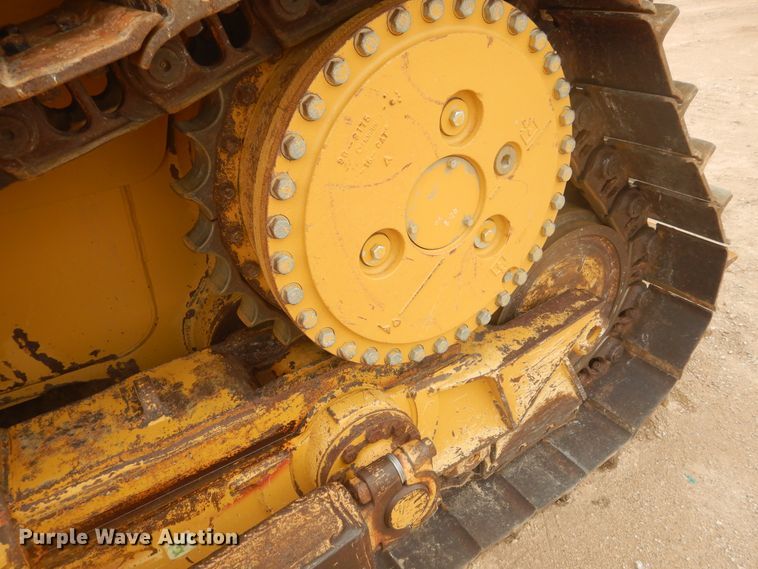 image for item DJ1066 2012 Caterpillar D6T XL  dozer