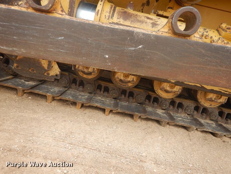 image for item DJ1066 2012 Caterpillar D6T XL  dozer