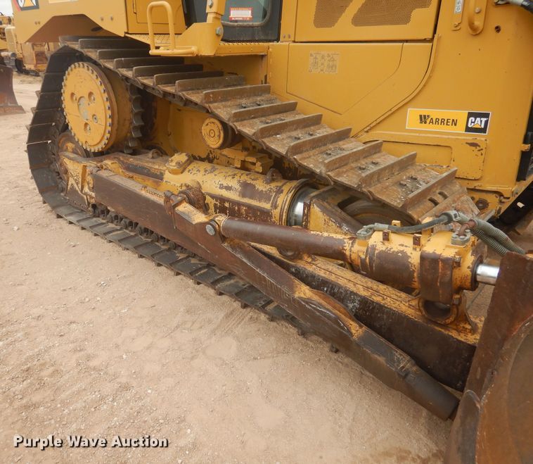 image for item DJ1066 2012 Caterpillar D6T XL  dozer