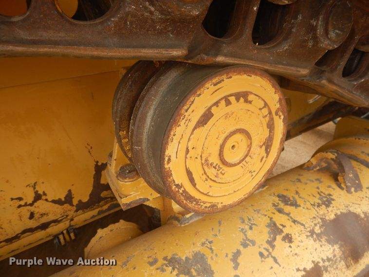 image for item DJ1066 2012 Caterpillar D6T XL  dozer