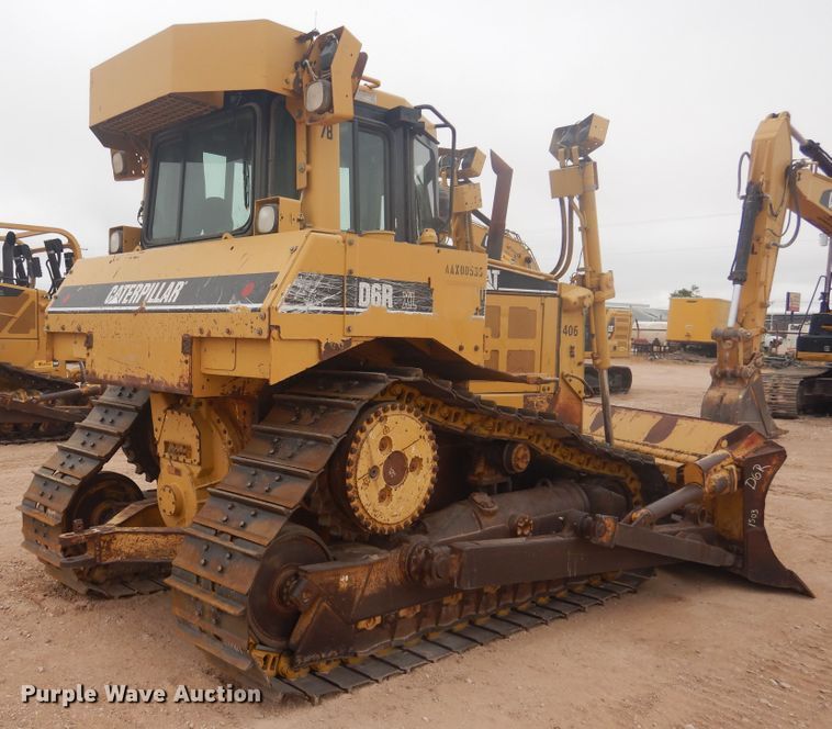 image for item DJ1067 2004 Caterpillar D6R XL Series II  dozer