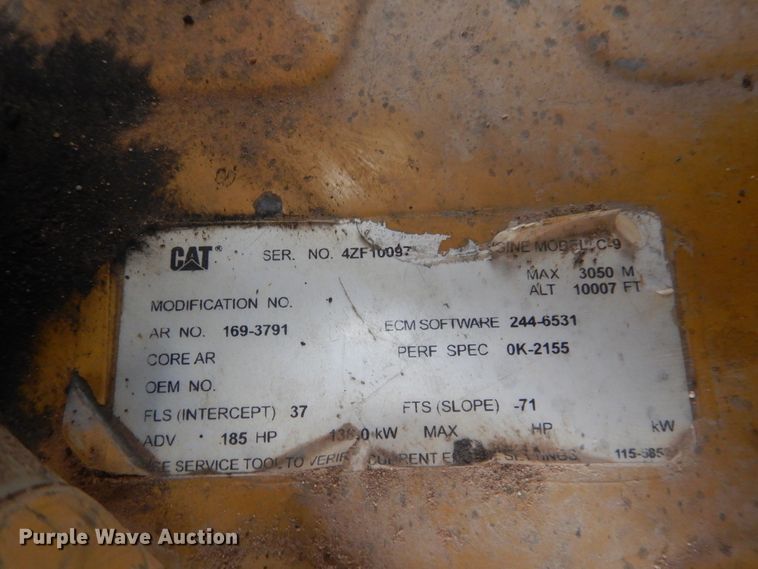 image for item DJ1067 2004 Caterpillar D6R XL Series II  dozer