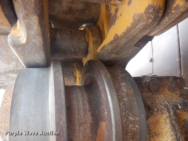 image for item DJ1067 2004 Caterpillar D6R XL Series II  dozer