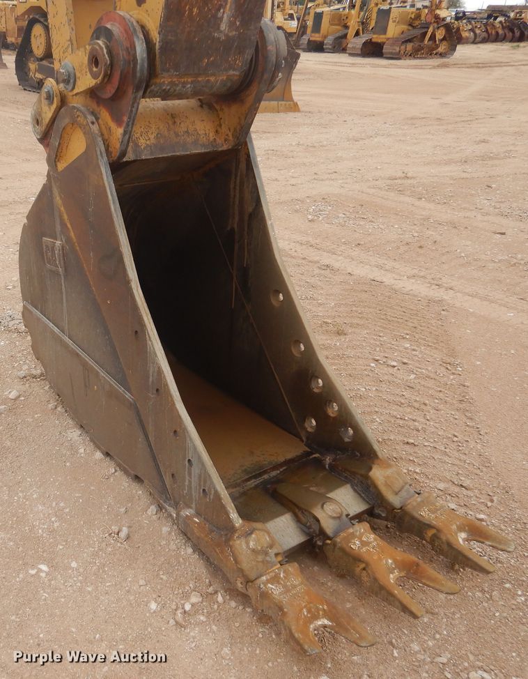 image for item DJ1068 2013 Caterpillar 336EL  excavator