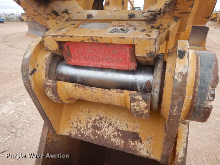 image for item DJ1069 2018 Caterpillar 323  excavator