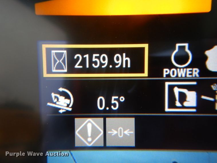 image for item DJ1069 2018 Caterpillar 323  excavator