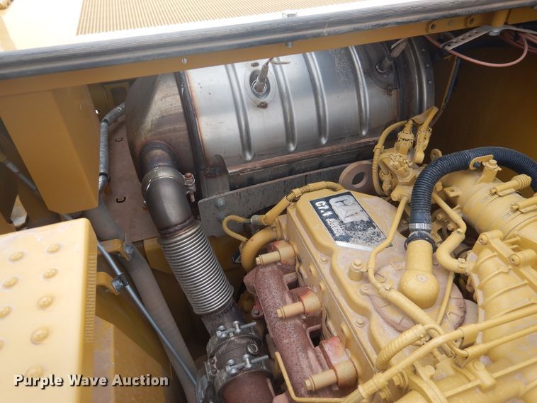 image for item DJ1069 2018 Caterpillar 323  excavator