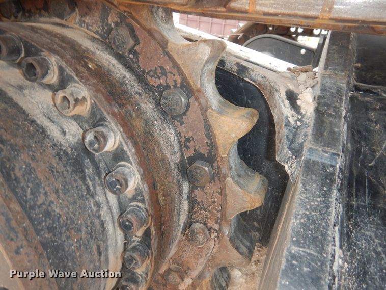 image for item DJ1069 2018 Caterpillar 323  excavator