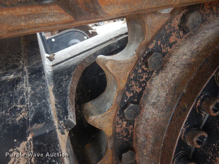 image for item DJ1069 2018 Caterpillar 323  excavator