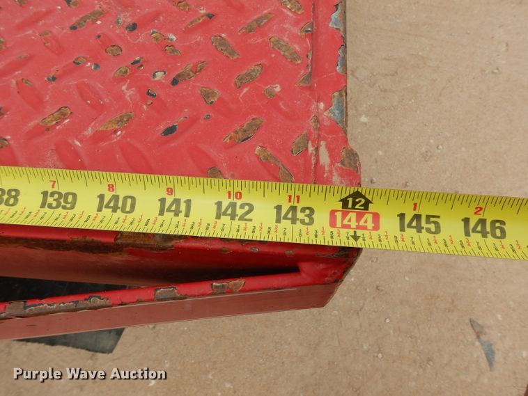 image for item DJ1070 2008 Peterbilt 325  flatbed truck