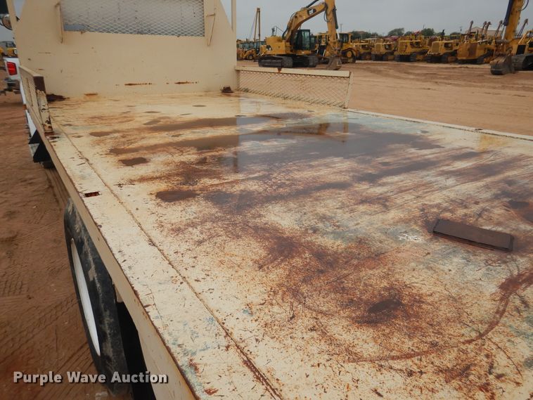 image for item DJ1071 1995 Kenworth T300  flatbed truck