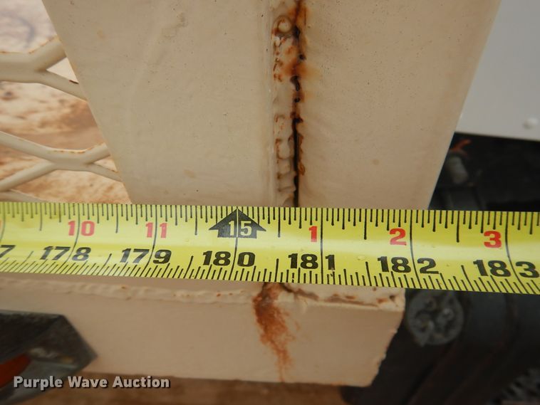 image for item DJ1071 1995 Kenworth T300  flatbed truck