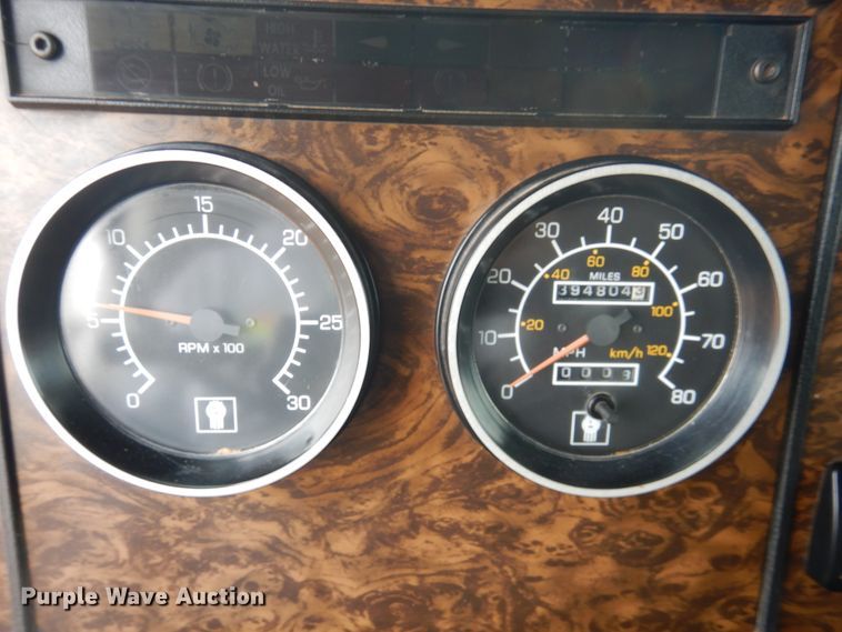 image for item DJ1071 1995 Kenworth T300  flatbed truck