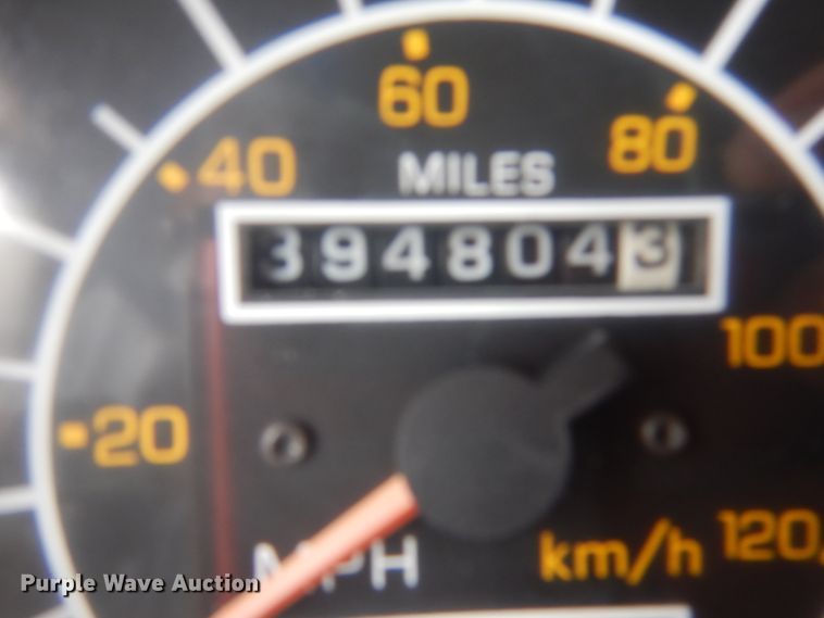 image for item DJ1071 1995 Kenworth T300  flatbed truck