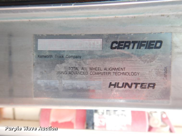 image for item DJ1071 1995 Kenworth T300  flatbed truck