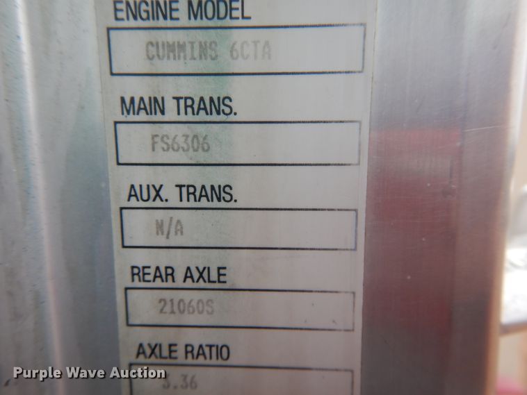 image for item DJ1071 1995 Kenworth T300  flatbed truck