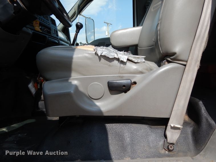 image for item DJ6523 2005 Ford F750 Super Duty  water truck