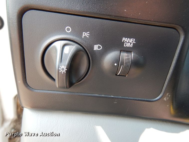 image for item DJ6523 2005 Ford F750 Super Duty  water truck