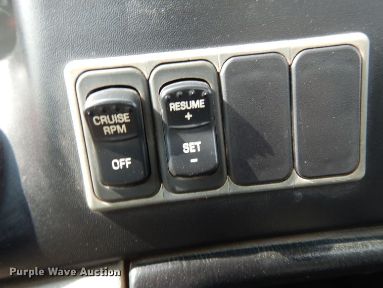 image for item DJ6523 2005 Ford F750 Super Duty  water truck